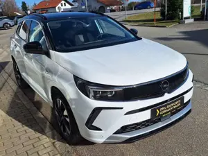 Opel Grandland Grandland Plug-in-Hybrid 1.6  Ultimate Bild 2