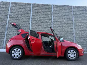 Opel Astra Astra Fließheck  5-Türer 1.6 Automatik Editi