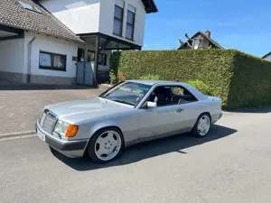 Mercedes-Benz 230 230 CE Sportline/Erstbesitz /59TKm/WGA 2+/für 46TDM Extras