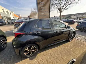 Toyota Yaris Hybrid Teamplayer / CarPlay  Android Auto / Sitzh Bild 5