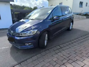 Volkswagen Touran 2.0 TDI SCR  Highline Bild 2