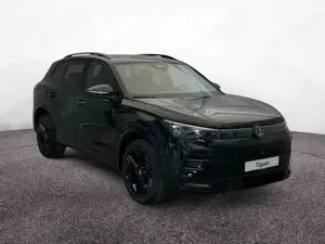 Volkswagen Tiguan R-Line TSI 4M AHK*PANO*HUD*NAVI*MATRIX*360 Bild 3