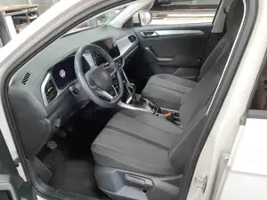 Volkswagen T-Roc 1.0 TSI Life AHK Navi LED SHZ Climatr Bild 5