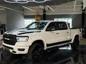 Dodge RAM 1500 Laramie Crew Cab 4x4 Kamera Leder LED