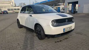 Honda e Advance-Paket