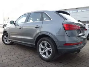 Audi Q3 sport BOSE/NAVI/LED/AHK Bild 3