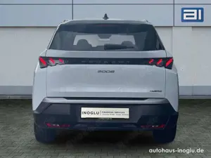 Peugeot 5008 GT Hybrid 145 e-DCS6 7-Si+Navi+Lenk/SHZ+R-Kam+ Bild 4