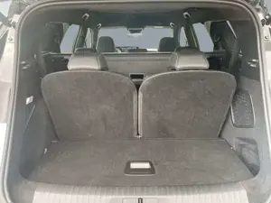 Peugeot 5008 GT Hybrid 145 e-DCS6 7-Si+Navi+Lenk/SHZ+R-Kam+ Bild 5