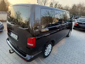 Volkswagen T5 Transporter Bus Multivan Highline Bild 5