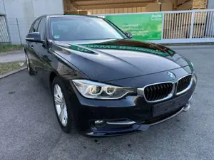 BMW 316 3 Touring 316 i*Navi *SHZ*Klima*TÜVNEU* Bild 2