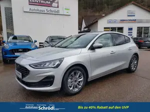 Ford Focus Titanium X 1.0 EcoBoost Mild-Hybrid EcoBoost