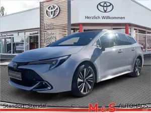 Toyota Corolla Touring Sports 2.0 Hybrid Teamplayer