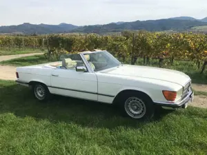 Mercedes-Benz SL 280 W107