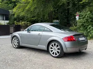 Audi TT Audi TT Coupe Coupe 1.8 T quattro Bild 4