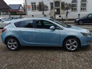 Opel Astra Sport Bild 3