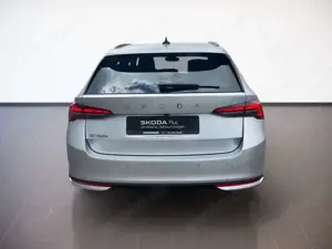 Skoda Octavia Combi 2.0 TDI MATRIX.DSG.NAV.PANO.AMBIENTE.LANEA.K Bild 5