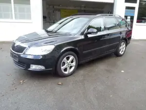 Skoda Octavia Combi 1. Hd Scheckheft PDC Sitzh. Tempom. Klimaau Bild 2