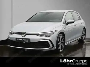 Volkswagen Golf VIII 1.5 eTSI DSG R-Line Rear-View, AHK