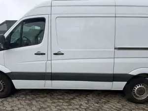 Mercedes-Benz Sprinter 211 CDI 902.622 Bild 2
