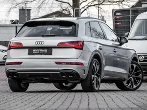 Audi SQ5 Optikpaket Schwarz PANO MATRIX AHK ADAPTIV A Bild 3