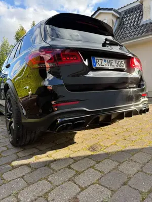 Mercedes-Benz GLC 63 AMG AMG GLC 63 4Matic  AMG Speedshift MCT 9G Bild 3