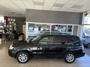 Subaru Forester 2.0 X Comfo. Auto. 4x4 Pano. Benzin+LPG Bild 2