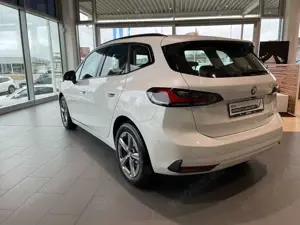 BMW 220 Bild 5