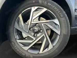 Hyundai BAYON Trend 1.0 T AUTOMATIK BOSE Soundsystem Bild 3