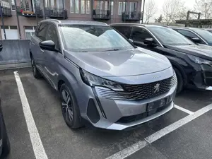 Peugeot 5008 1.5 Blue-HDI FAP Allure Pack AT 7-Si+Navi+R-Kam+