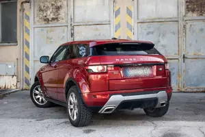 Land Rover Range Rover Evoque 2.2 AWD SD4 Aut Pure Bild 3
