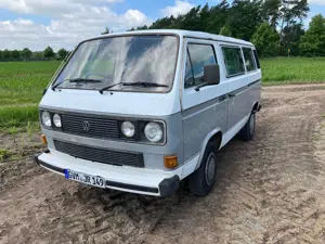 Volkswagen T3 T3 Bus 1986 Microbus/ Rechtslenker Bild 2