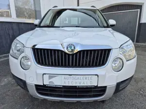 Skoda Yeti Active Plus Edition,Pano,AHK,SHZ,PDC 1,.HAND,TOP