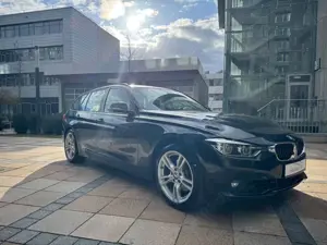 BMW 330 d xDrive Sport Line Automatic/Garantie !!!