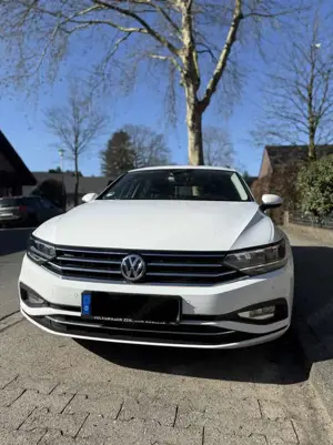 Volkswagen Passat Variant 2.0 TDI Business Navi Zahnriemen Neu