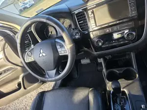 Mitsubishi Outlander Bild 5