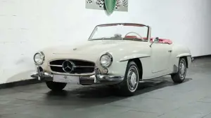 Mercedes-Benz 190 SL mit Notsitz
