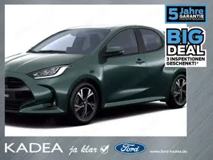 Toyota Yaris 1.5 Teamplayer ACC+LED+SHZ+Fernlichtass.