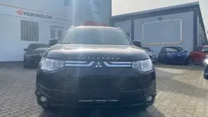 Mitsubishi Outlander Bild 2