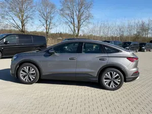 Audi Q4 e-tron Sportback 50 quattro -ACC-Pano-Leder-AHK-19Zo Bild 3