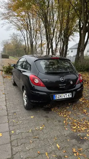 Opel Corsa GL Bild 4