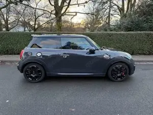 MINI John Cooper Works Mini John Cooper Works