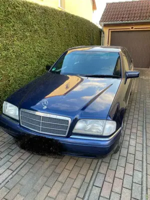Mercedes-Benz C 180 Elegance