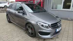 Mercedes-Benz B 200 BlueEFFICIENCY AMG Line AHK