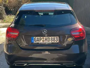 Mercedes-Benz A 180 A 180 7G-DCT Urban Bild 4