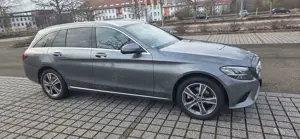 Mercedes-Benz C 220 d 4Matic T 9G-TRONIC Avantgarde Bild 3