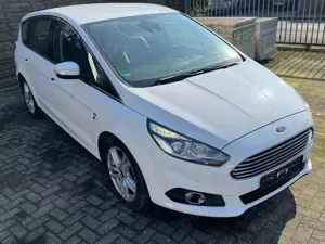 Ford S-Max 2.0 TDCi Titanium | AUTOMATIK | 7-SITZER