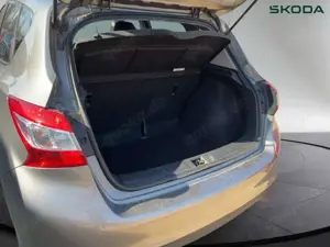 Nissan Pulsar Bild 3