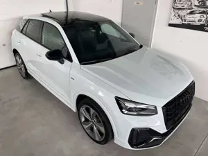 Audi Q2 35 TFSI 2x S Line 19" Panorama LED Matrix AHK