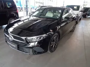 Mercedes-Benz A 180 MBUX-PREMIUM,KAMERA,LM,NP:43.554,-