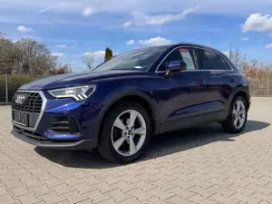 Audi Q3 35 TDI S-LINE  Virtual LED AHK 19Zoll Kamera